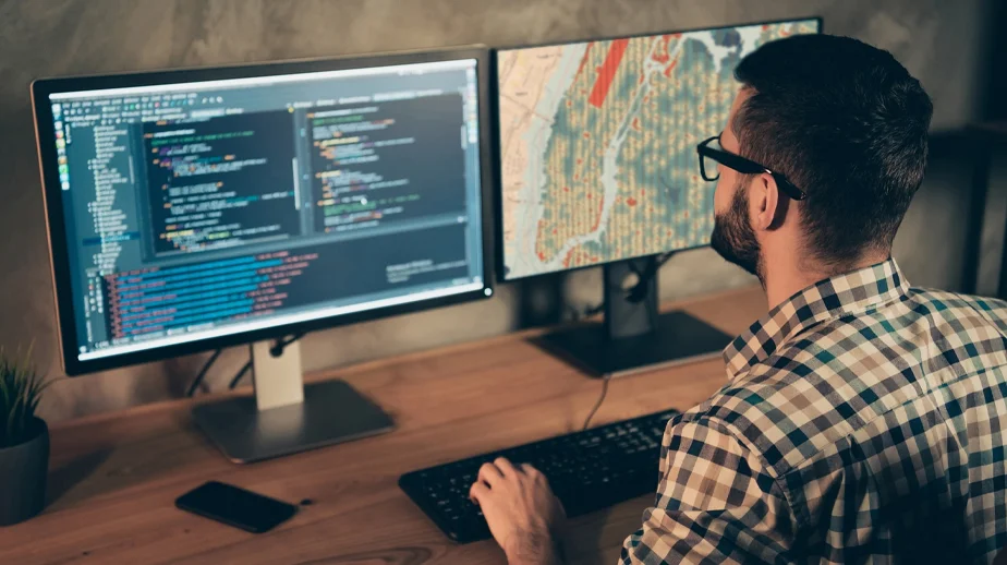 Programa de Especialización Técnico en Desarrollo Web GIS